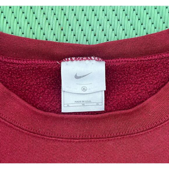 Vintage Nike Embroidered Swoosh Crewneck Sweatshirt Men’s XL Burgundy/Red - Picture 3 of 3